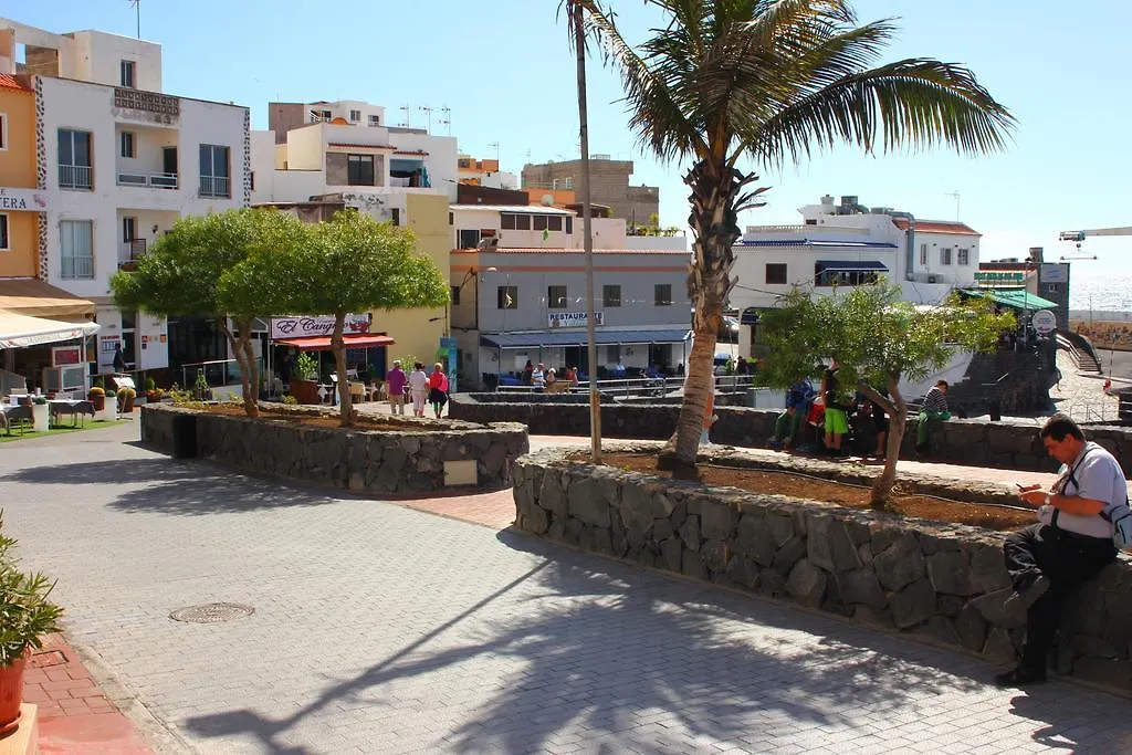 Daire Los Abrigos Sea-Port View